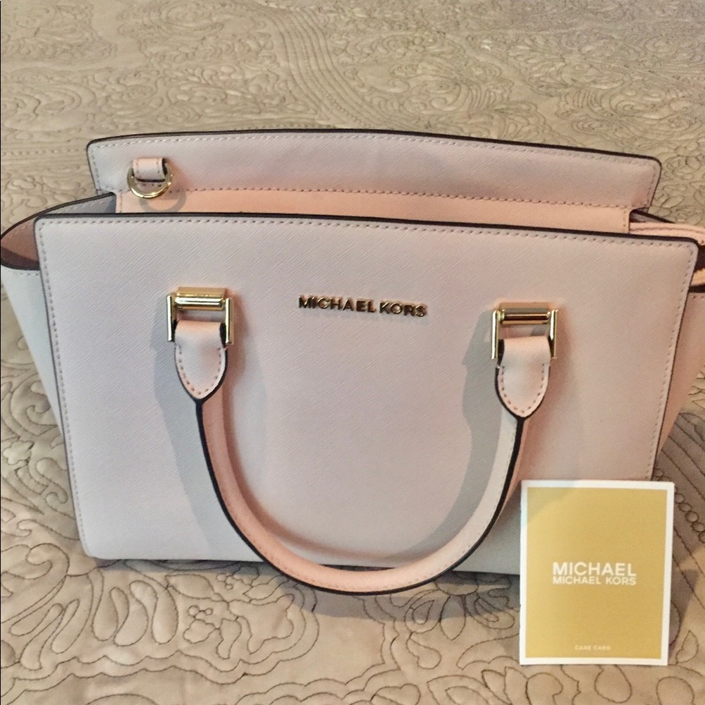 Michael Kors Leather Handbag